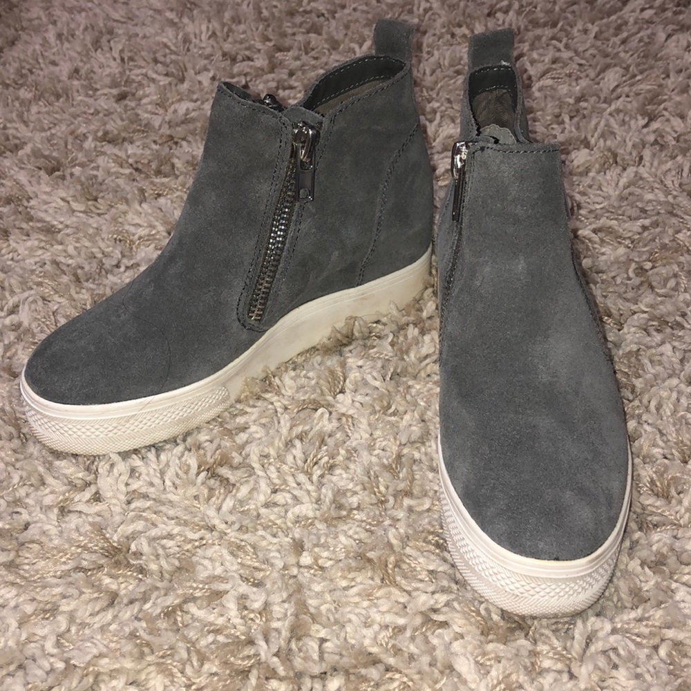 Steve Madden wedgie sneaker